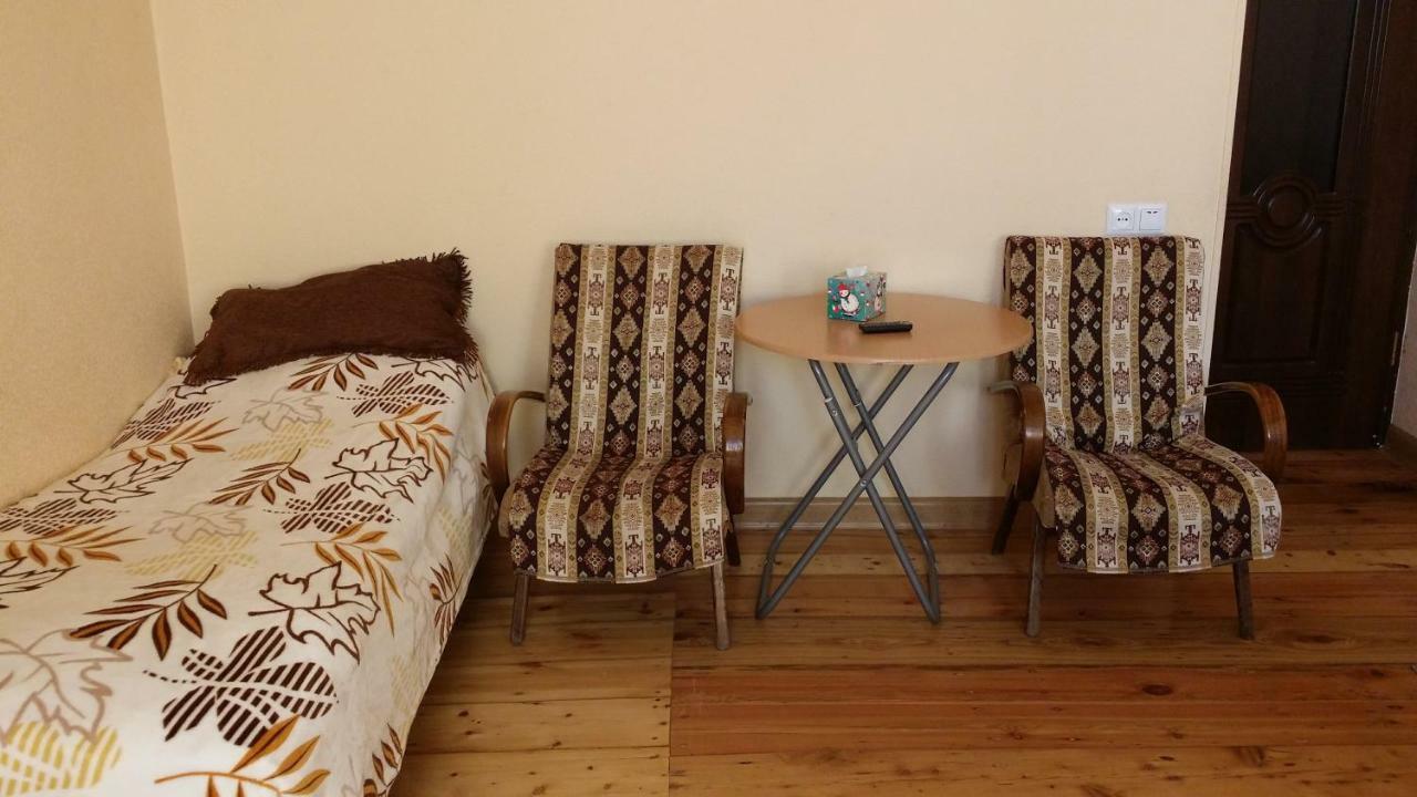 Verishen Guest House B&B Горис Екстериор снимка