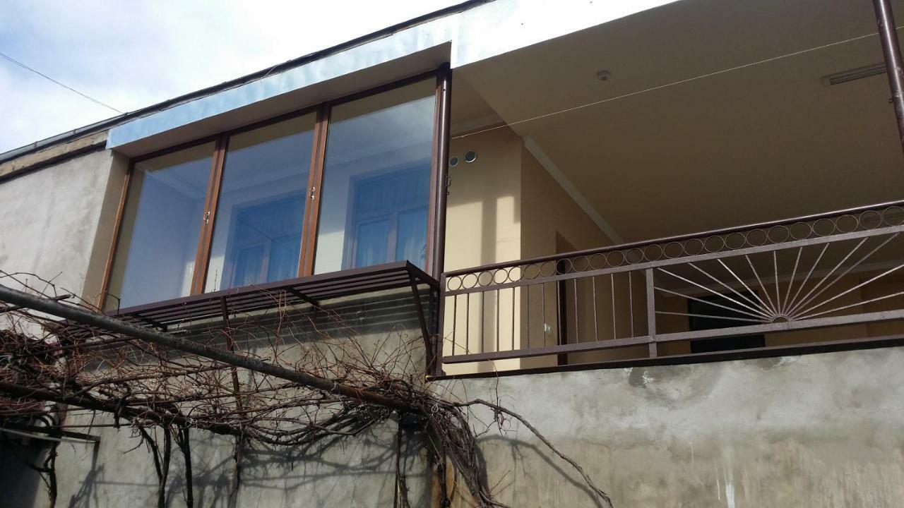 Verishen Guest House B&B Горис Екстериор снимка